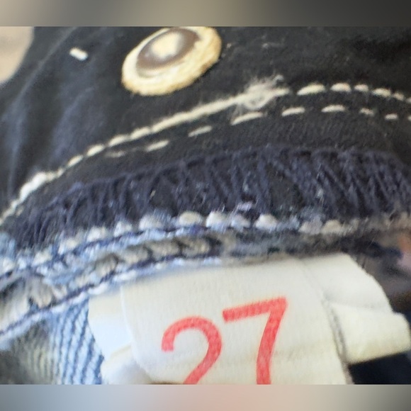 Miss Me Dark Wash Skinny Jeans 👖💙 - Picture 14 of 14